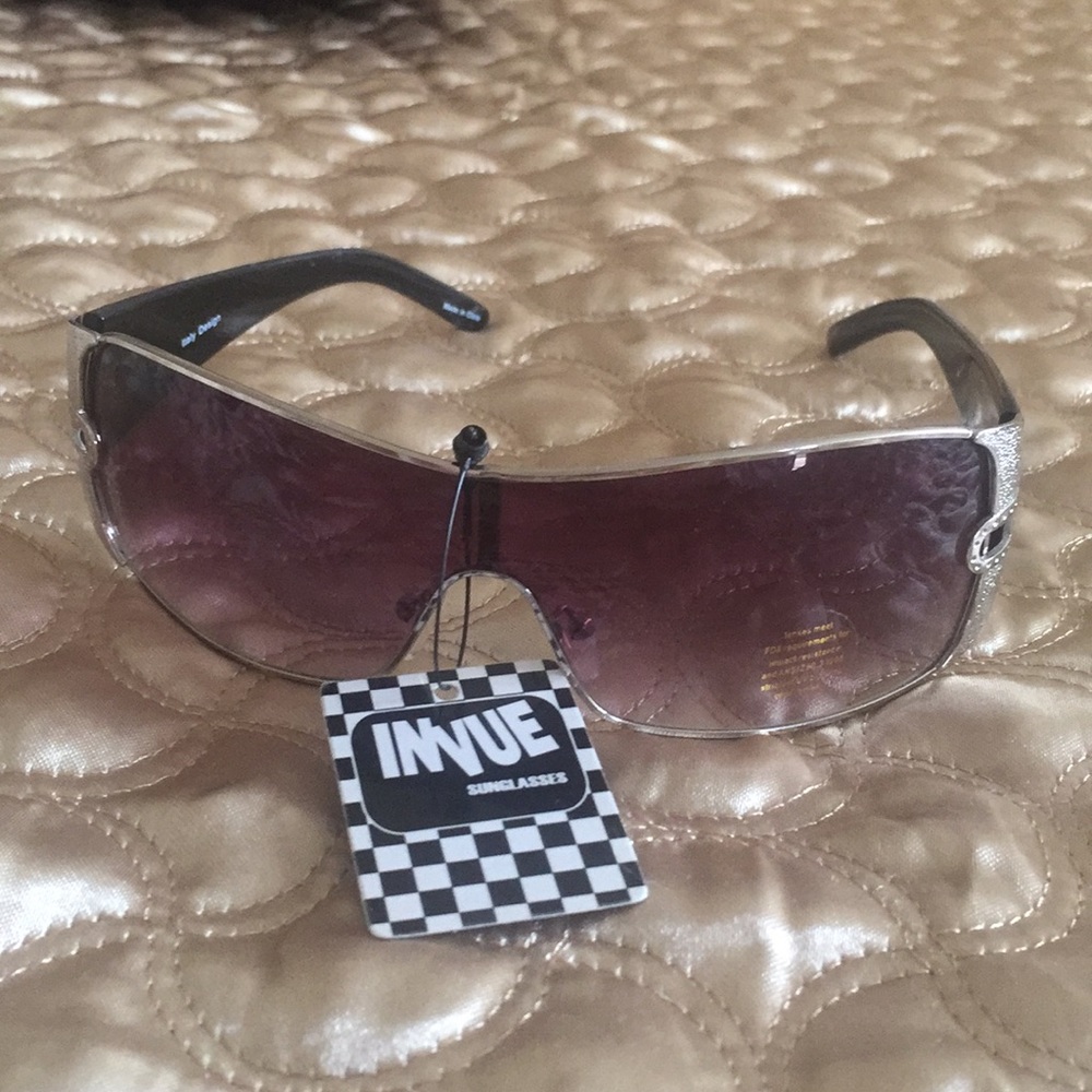 Sunglasses - Picture 3 of 8